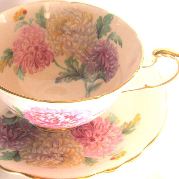 Paragon Tea Cup and Saucer Carnations on Soft Beige, HPT, Gold Gilt,      H233 - Picture 1 of 8
